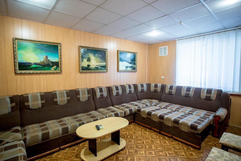 Premium Hotel Izmajil Exteriör bild