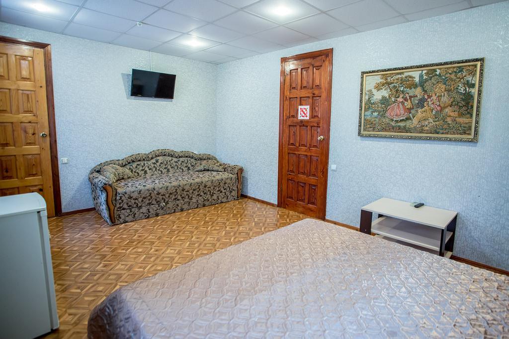 Premium Hotel Izmajil Exteriör bild
